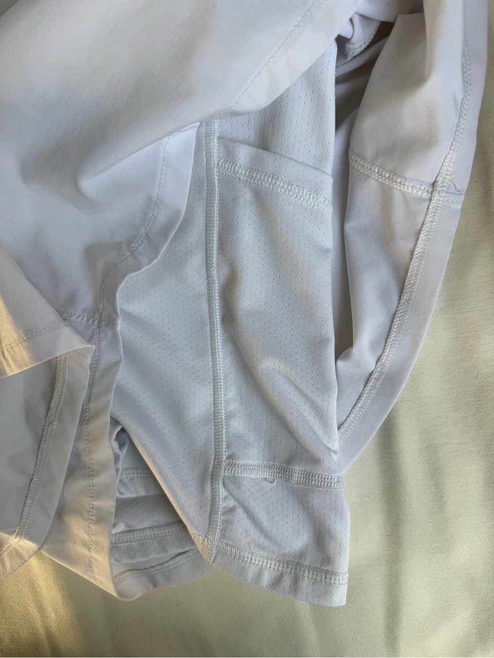 Women’s White Athletic Skort with Built-In Shorts - Picture 3 of 4